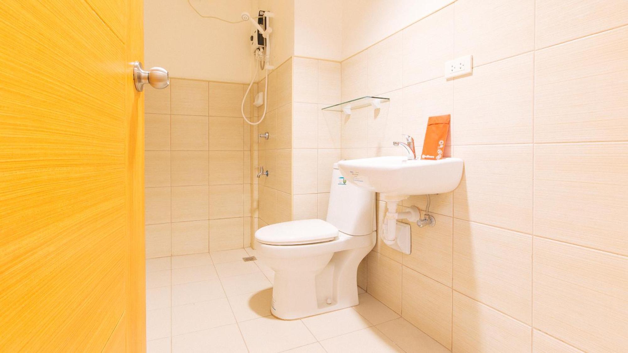 Reddoorz Plus At Alpina Heights Paranaque Paranaque City Kültér fotó