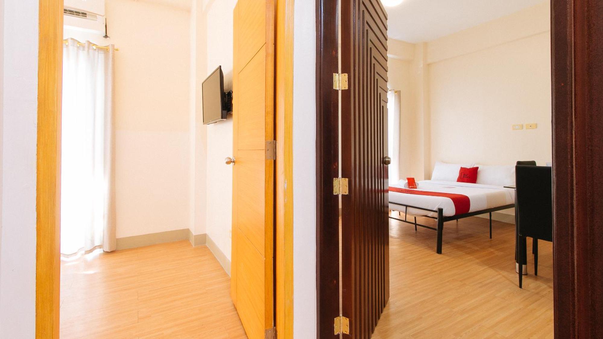 Reddoorz Plus At Alpina Heights Paranaque Paranaque City Kültér fotó