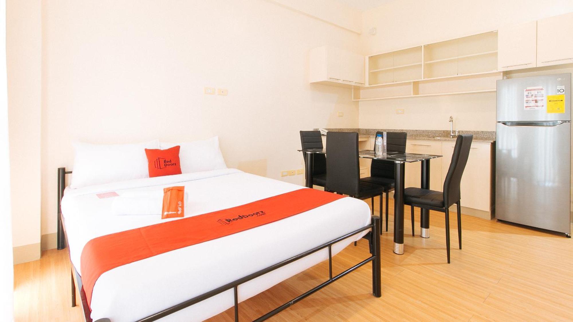 Reddoorz Plus At Alpina Heights Paranaque Paranaque City Kültér fotó