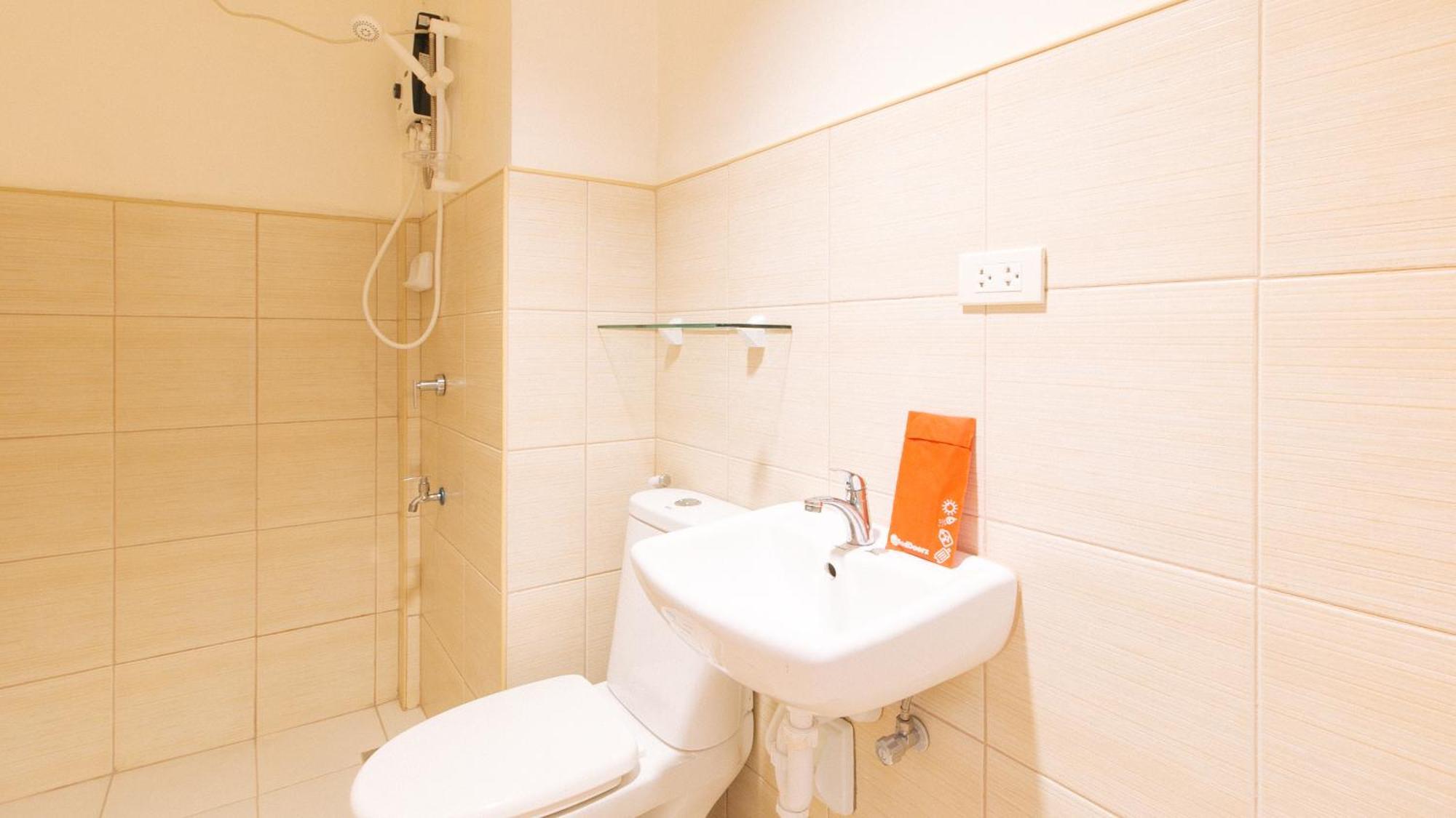 Reddoorz Plus At Alpina Heights Paranaque Paranaque City Kültér fotó