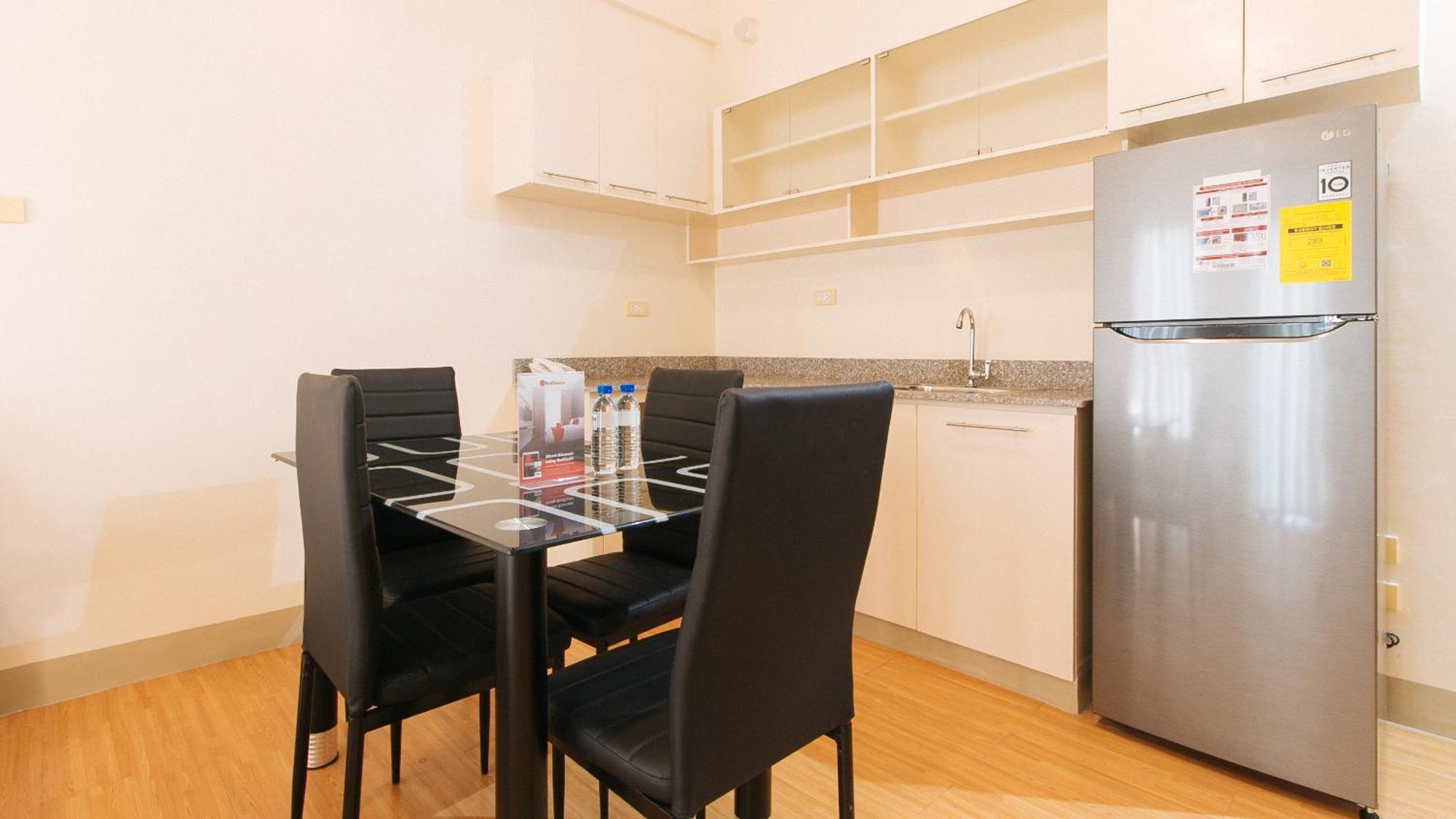 Reddoorz Plus At Alpina Heights Paranaque Paranaque City Kültér fotó