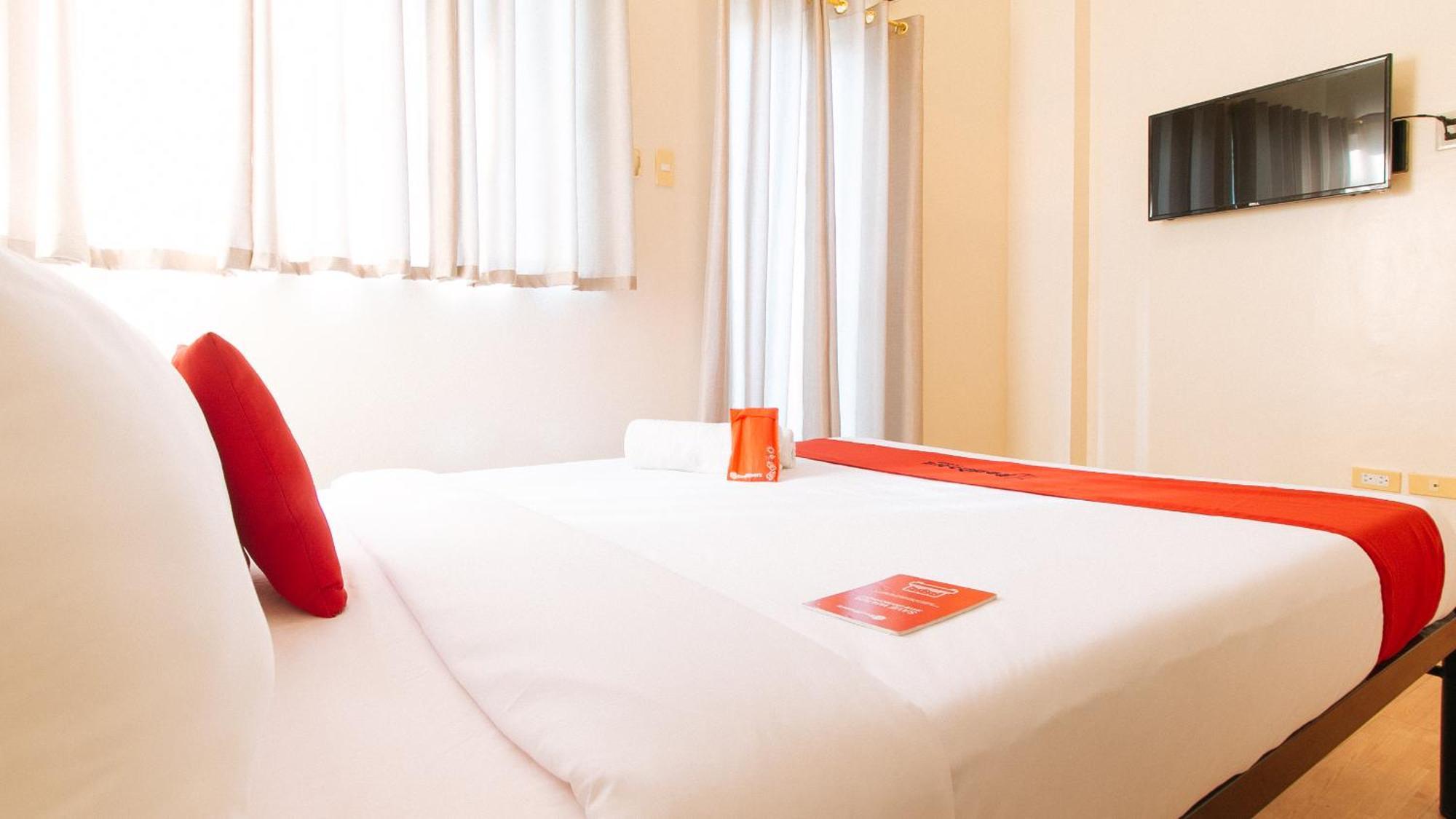 Reddoorz Plus At Alpina Heights Paranaque Paranaque City Kültér fotó