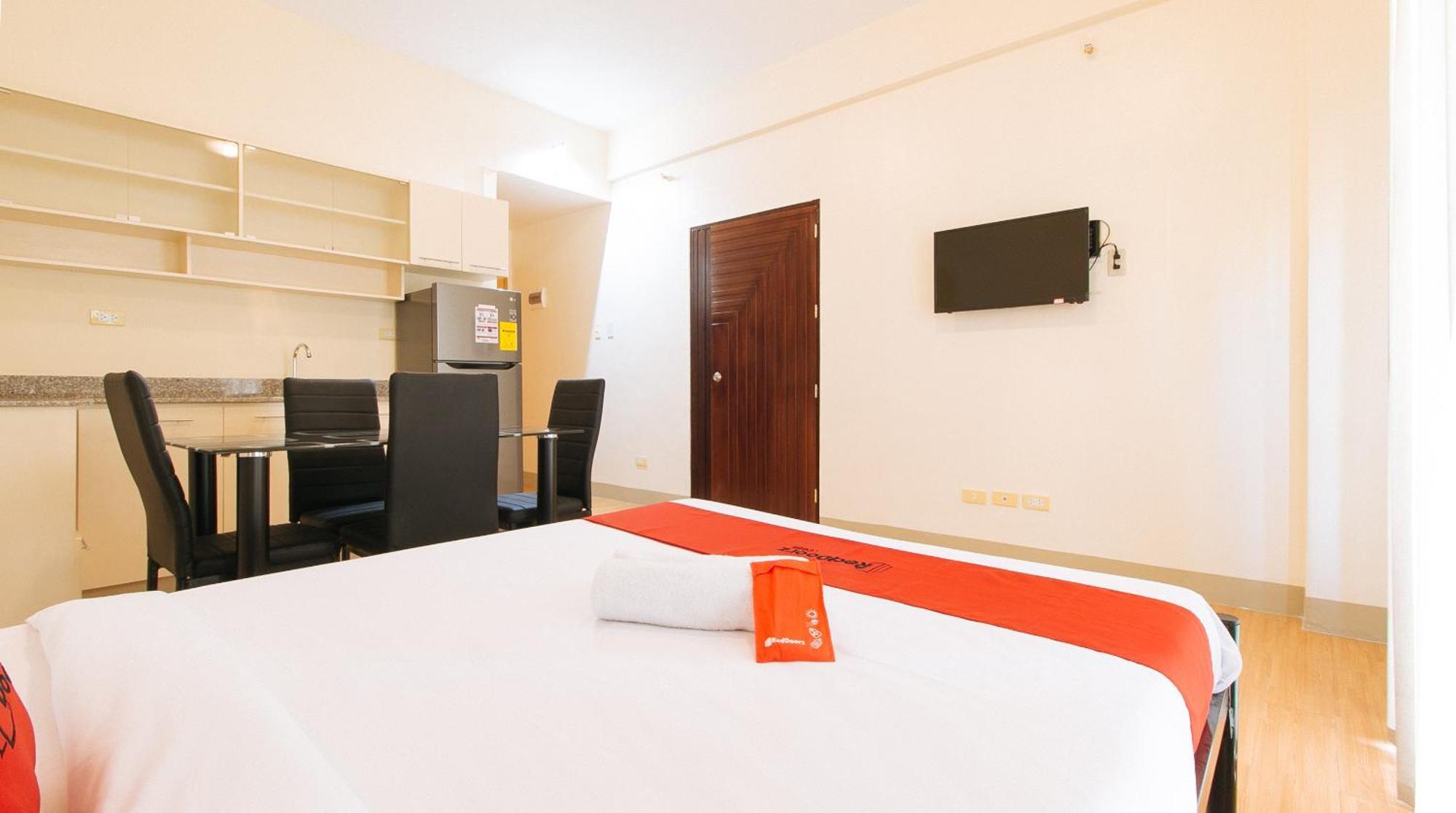 Reddoorz Plus At Alpina Heights Paranaque Paranaque City Kültér fotó