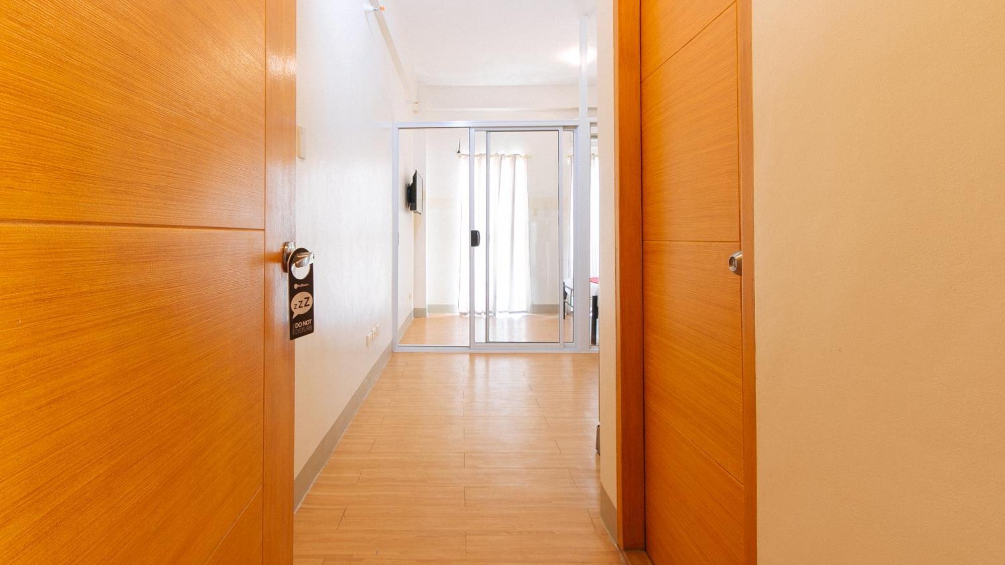 Reddoorz Plus At Alpina Heights Paranaque Paranaque City Kültér fotó
