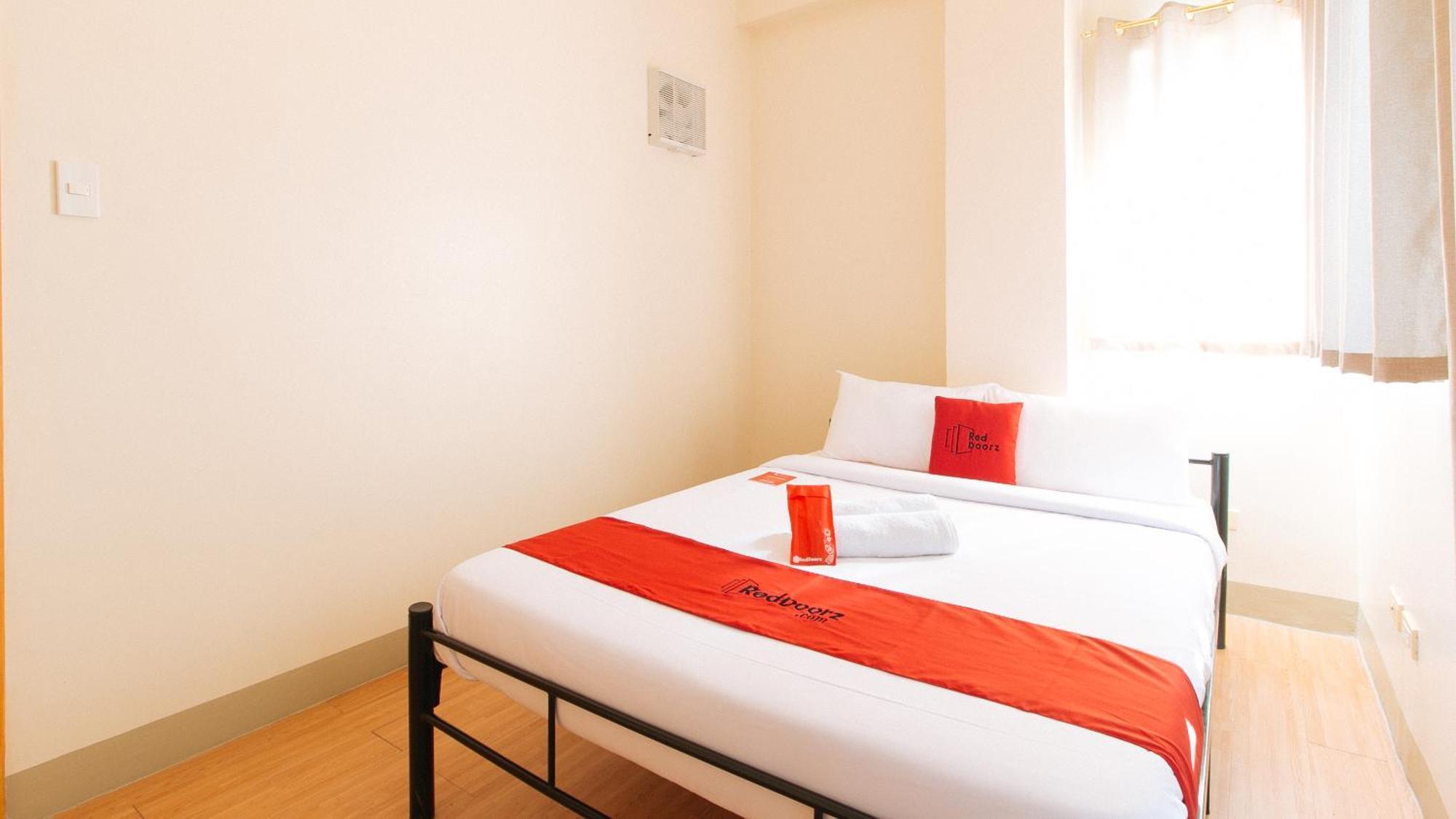 Reddoorz Plus At Alpina Heights Paranaque Paranaque City Kültér fotó