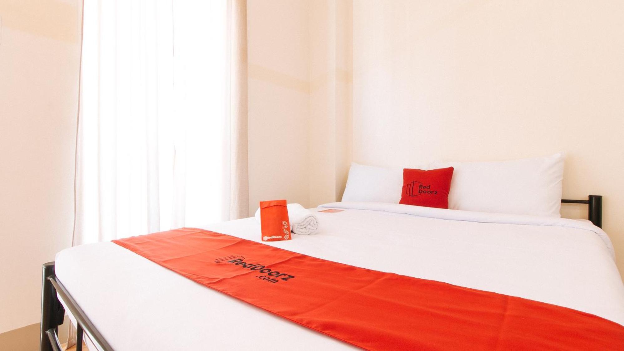 Reddoorz Plus At Alpina Heights Paranaque Paranaque City Kültér fotó