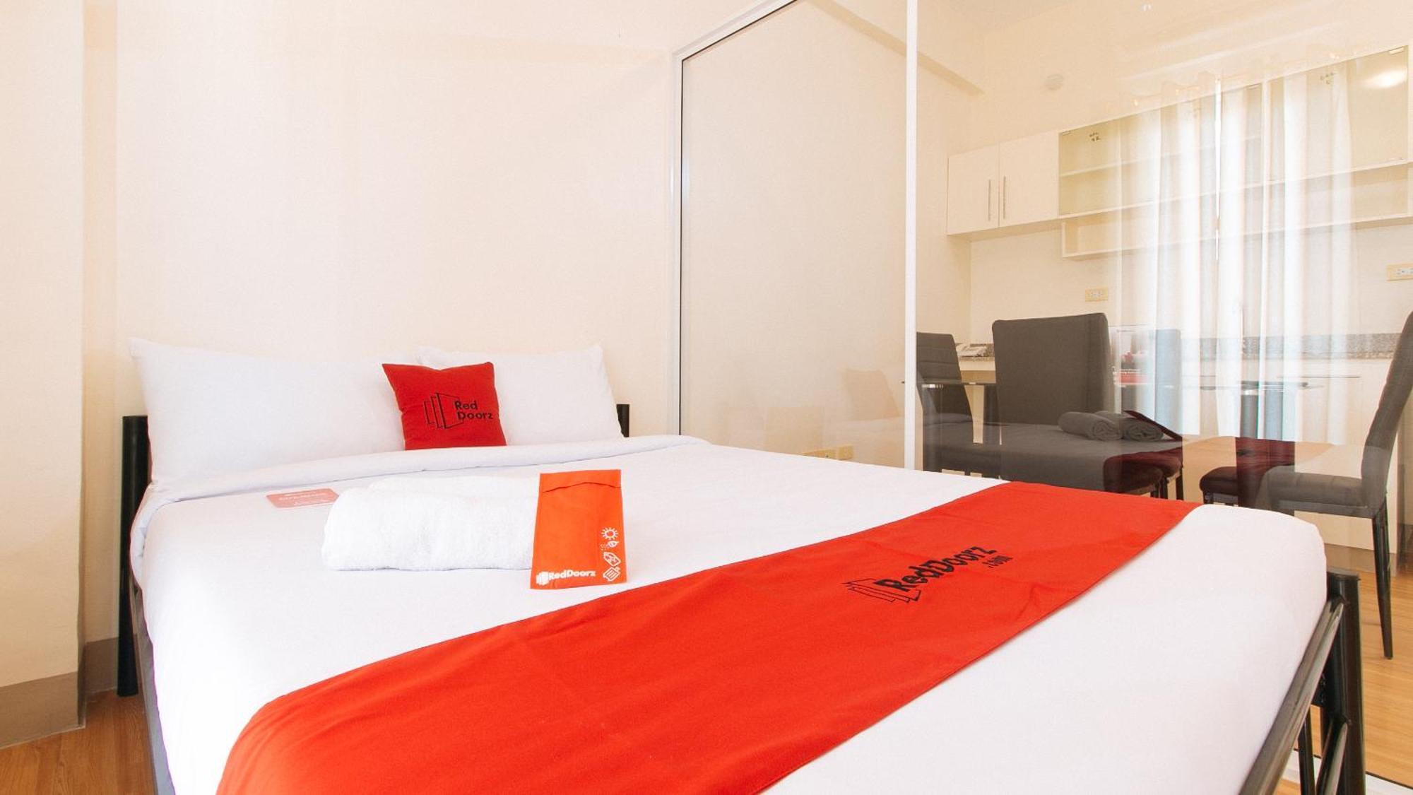 Reddoorz Plus At Alpina Heights Paranaque Paranaque City Kültér fotó