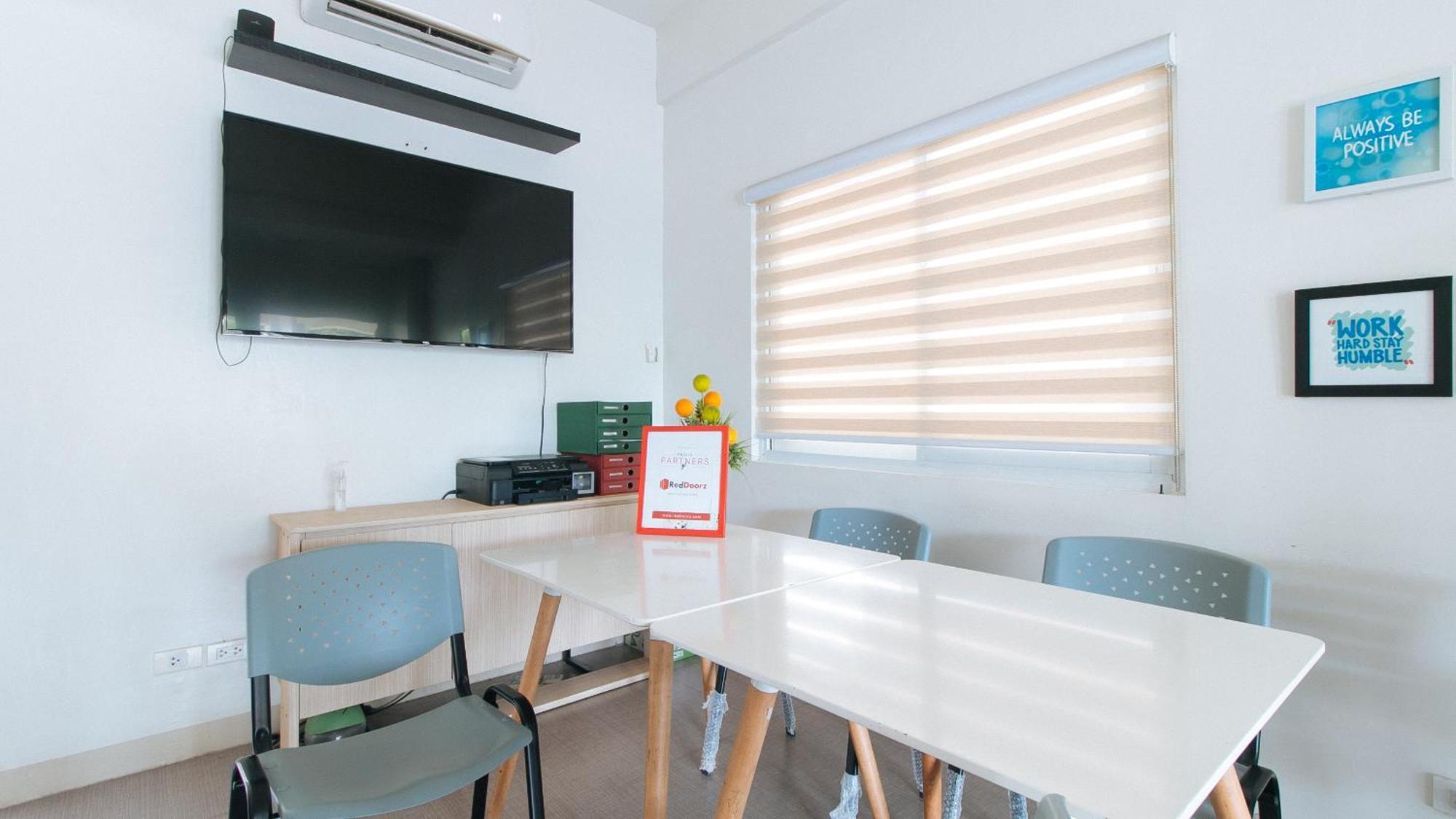 Reddoorz Plus At Alpina Heights Paranaque Paranaque City Kültér fotó